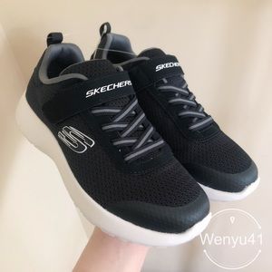 Skechers boys running shoes